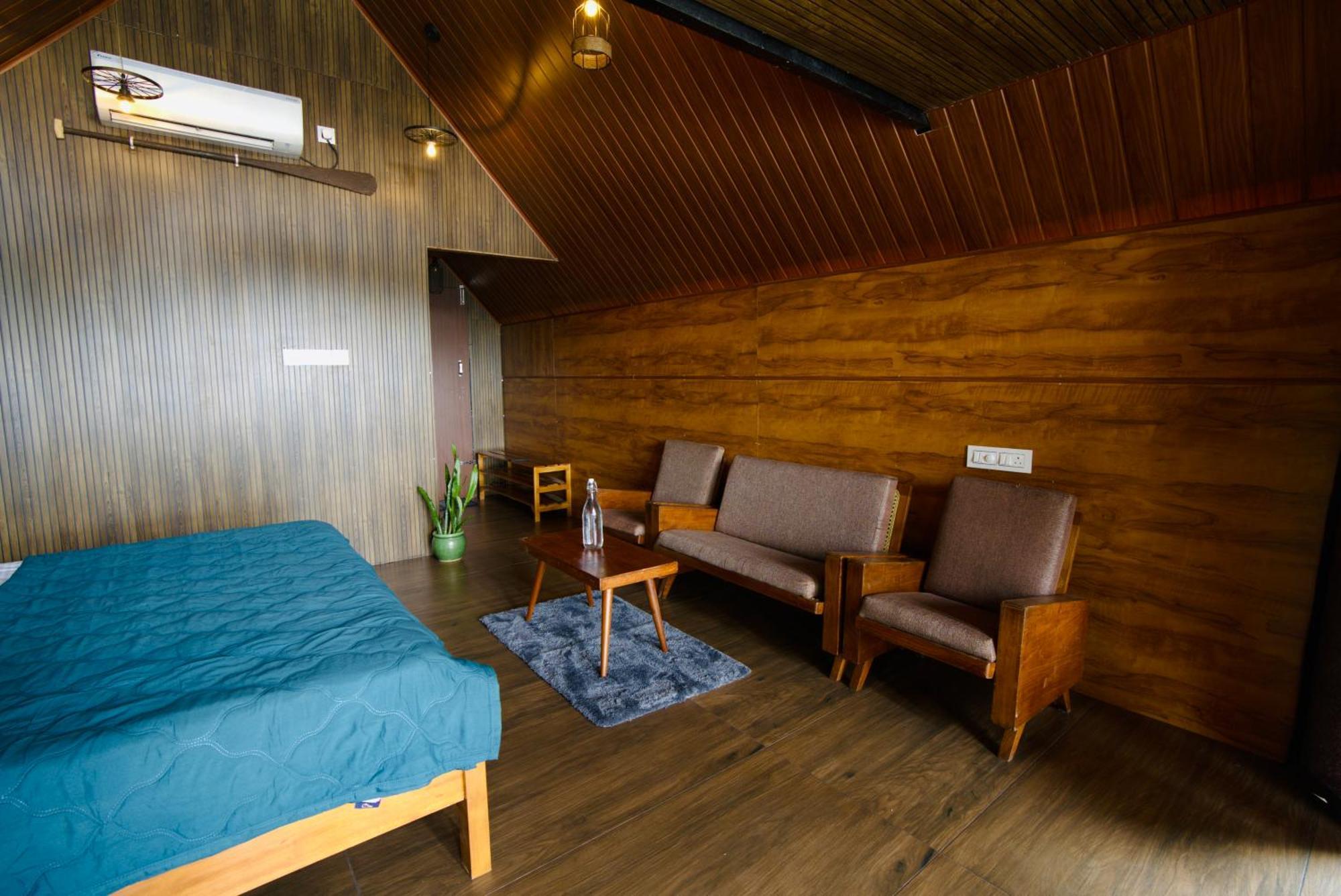 ChampakulamTulsi Kayal Retreat公寓 外观 照片